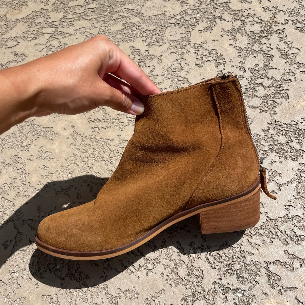Steve Madden Brown Booties